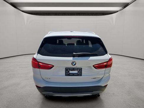 Used 2019 BMW X1 xDrive28i w/ Convenience Package AWD/4WD image 4
