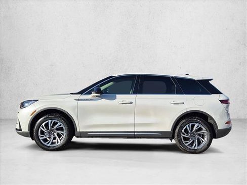 Used 2023 Lincoln Corsair FWD image 8