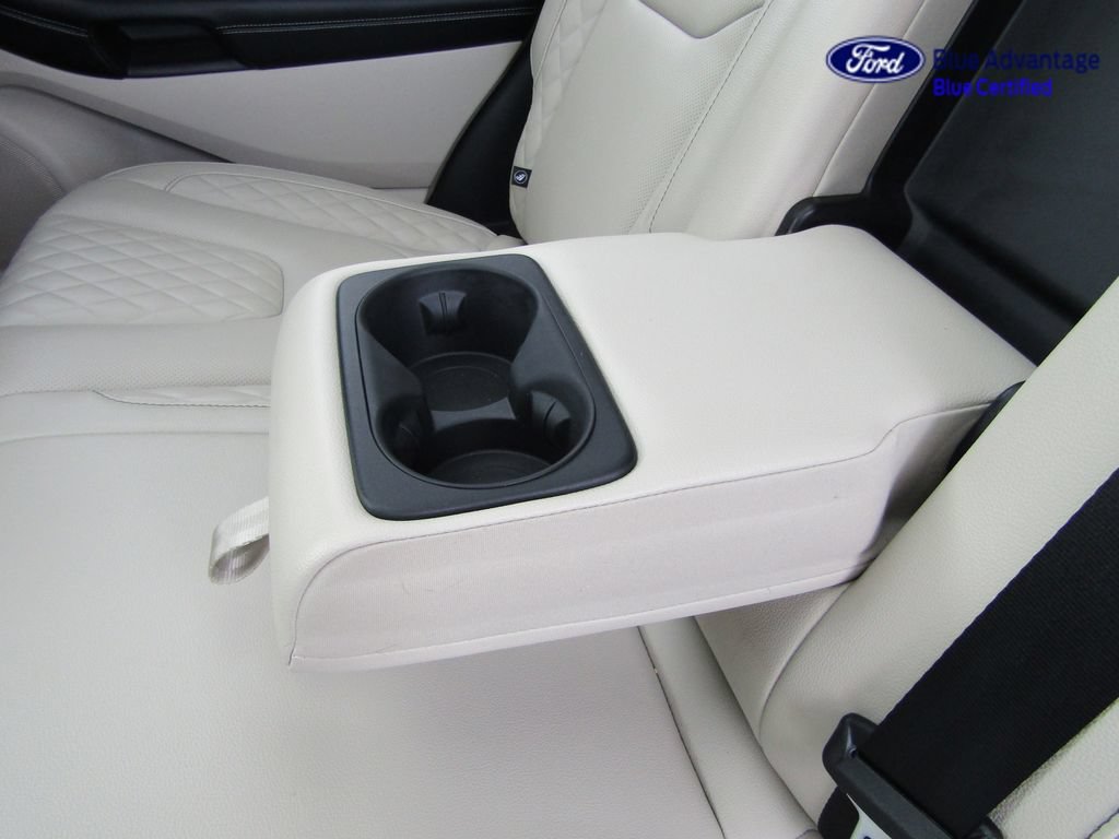 Used 2024 Ford Edge Titanium w/ Equipment Group 301A AWD/4WD image 21