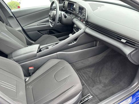New 2026 Hyundai Elantra SEL Sport Premium image 24