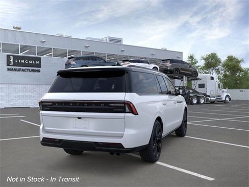 New 2025 Lincoln Navigator L Black Label image 8