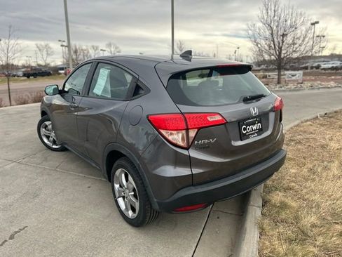 Used 2018 Honda HR-V LX image 5