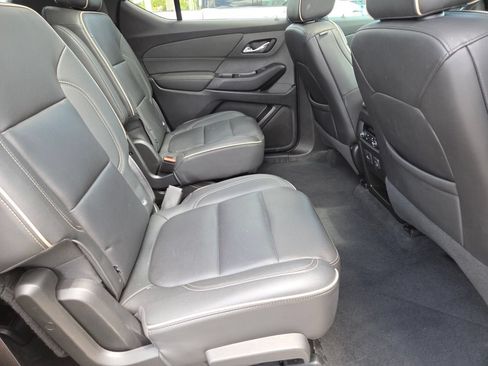 Used 2023 Chevrolet Traverse Premier w/ Redline Edition FWD image 18