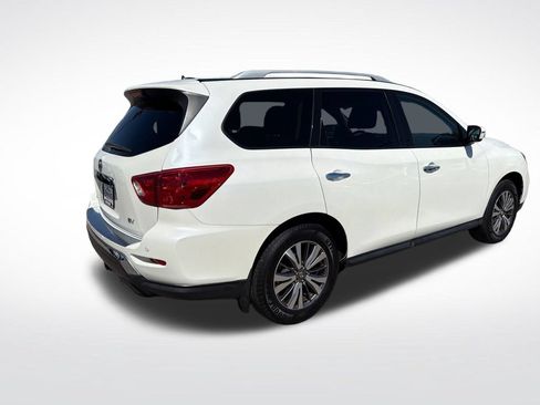 Used 2017 Nissan Pathfinder SV w/ Trailer Tow Package AWD/4WD image 5