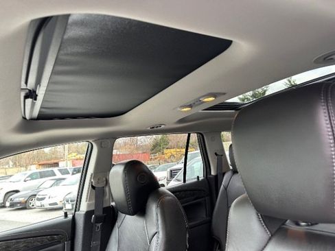 Used 2014 Buick Enclave Leather w/ LPO, Cargo Convenience Pkg image 26