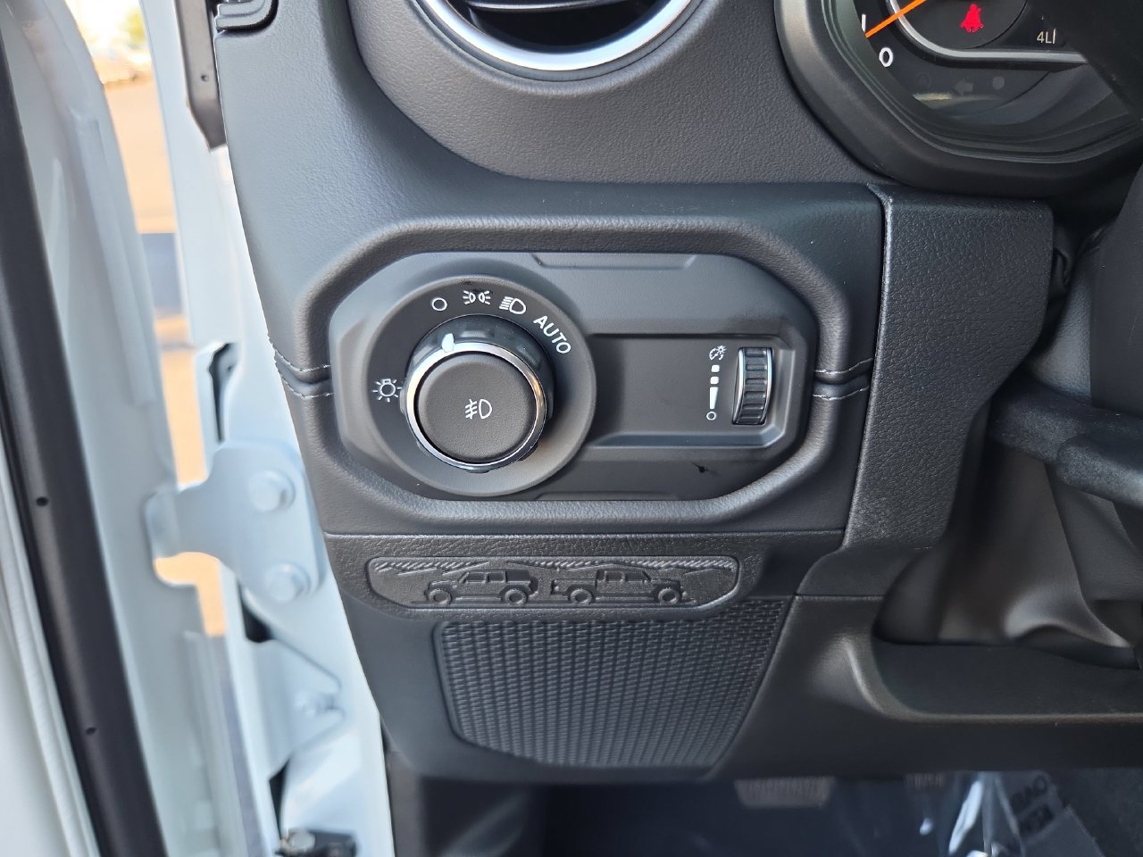 New 2027 Jeep Wrangler Unlimited Sahara AWD/4WD image 16