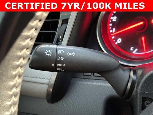 Used 2019 Toyota Camry XSE image 27