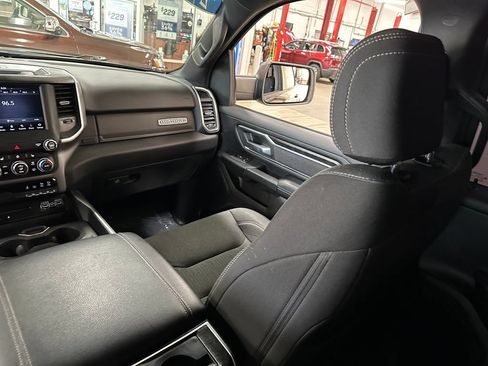 Certified 2019 RAM 1500 Big Horn AWD/4WD image 15