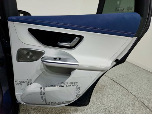 Certified 2023 Mercedes-Benz EQE 500 4MATIC SUV image 26