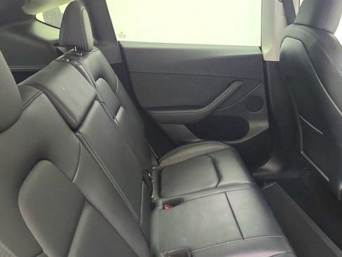 Used 2023 Tesla Model Y Long Range AWD/4WD image 27