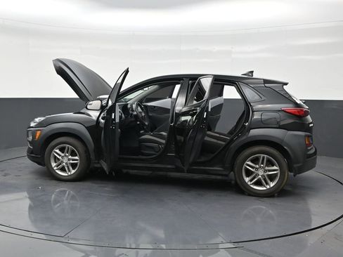 Used 2018 Hyundai Kona SE image 30