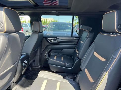 Used 2023 GMC Yukon XL AT4 w/ AT4 Premium Plus Package image 10