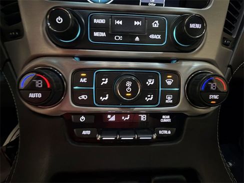 Used 2019 GMC Yukon SLE w/ SLE Value Package image 19