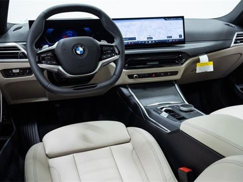 New 2026 BMW 330i xDrive Sedan w/ Premium Package image 22