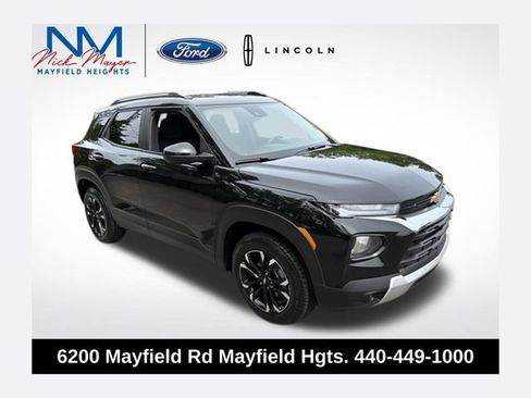 Used 2023 Chevrolet TrailBlazer LT w/ Convenience Package AWD/4WD image 1
