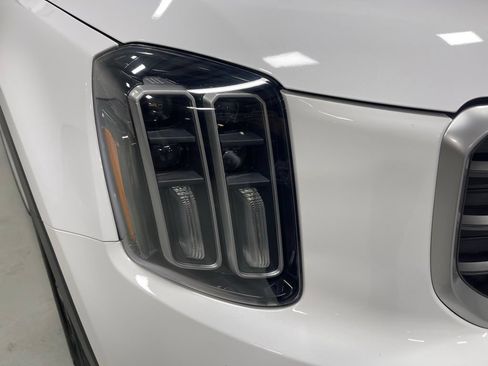 Used 2024 Kia Telluride SX Prestige AWD/4WD image 10