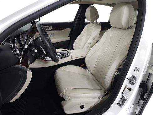 Used 2017 Mercedes-Benz E 300 E 300 4MATIC image 14