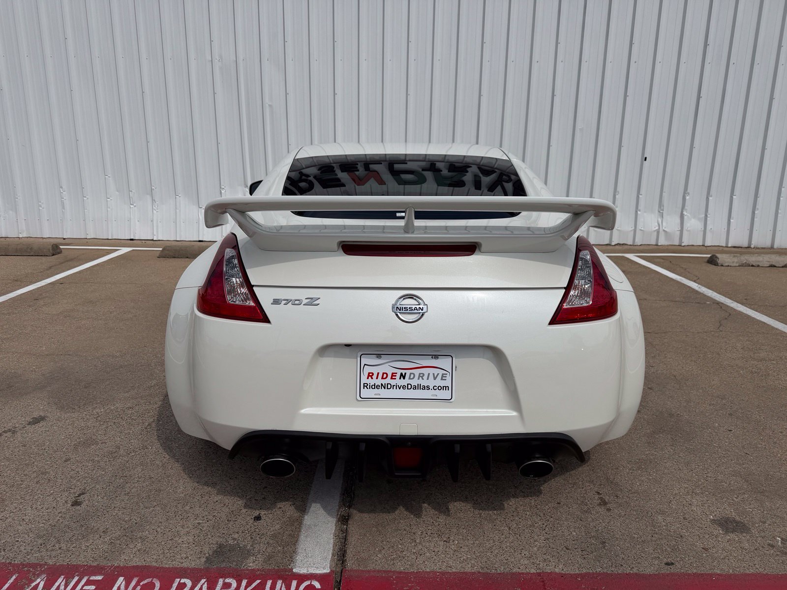 Used 2019 Nissan 370Z Coupe RWD image 6