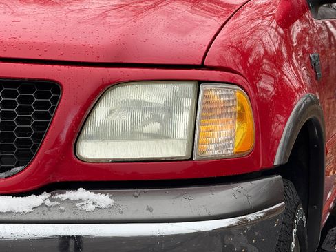 Used 2002 Ford F150 XLT image 13