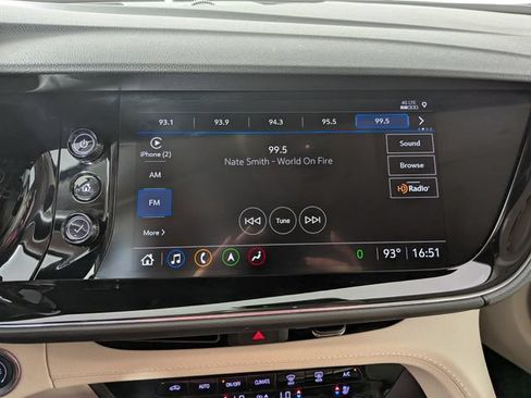 Used 2023 Buick Envision Avenir FWD image 23