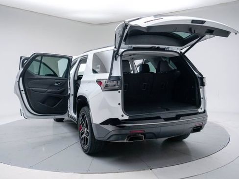 Used 2021 Chevrolet Traverse Premier w/ Redline Edition AWD/4WD image 19