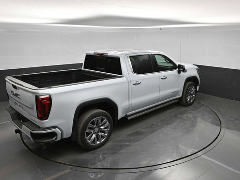 New 2026 GMC Sierra 1500 Denali w/ Denali Reserve Package AWD/4WD image 32