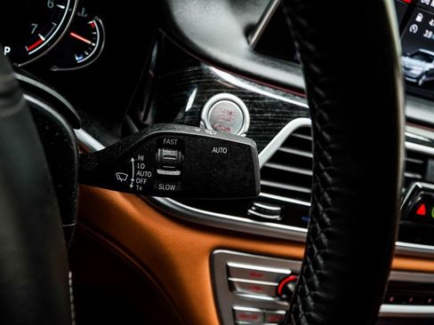 Used 2019 BMW 750i xDrive w/ Executive Package image 35