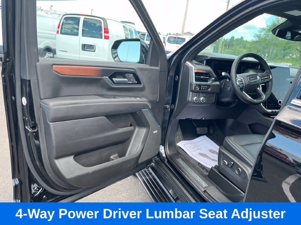 Used 2026 GMC Yukon Denali w/ Sun & Power Step Package AWD/4WD image 11