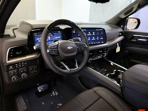 New 2026 Chevrolet Suburban High Country AWD/4WD image 18