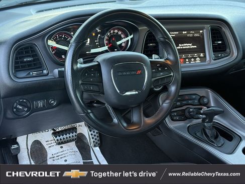 Used 2023 Dodge Challenger R/T Scat Pack RWD image 12