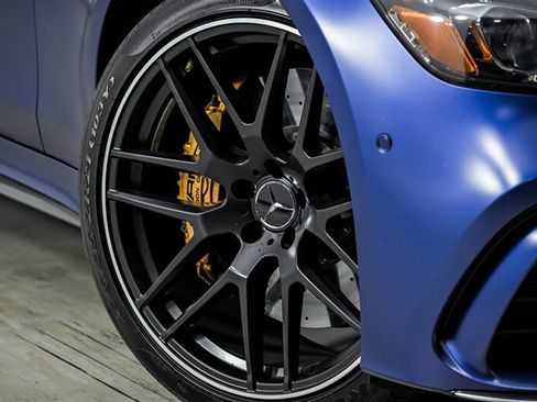 Used 2019 Mercedes-Benz AMG GT 63 S image 3
