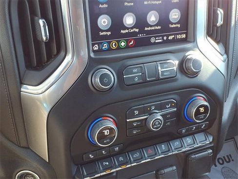 Used 2022 Chevrolet Silverado 1500 LTZ image 9