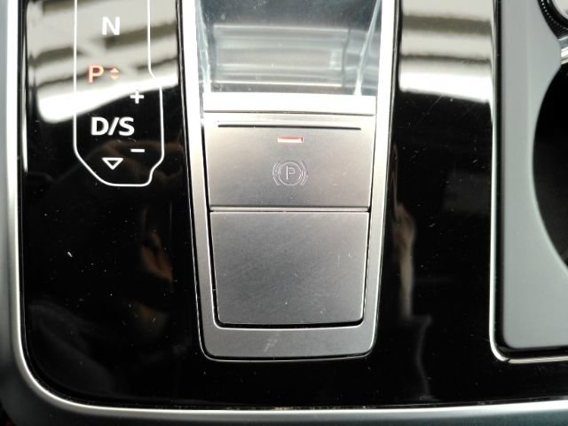 Used 2025 Audi Q7 3.0T Prestige w/ Prestige Package AWD/4WD image 52