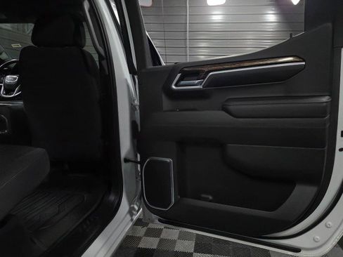 Used 2022 GMC Sierra 1500 Elevation image 38