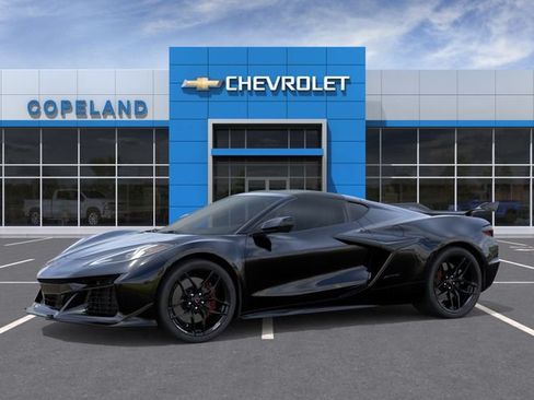 New 2027 Chevrolet Corvette Z06 RWD image 2