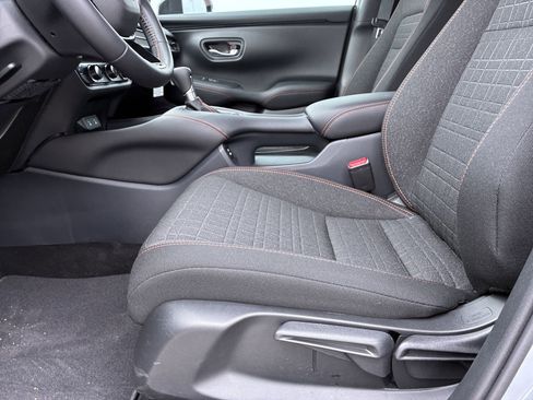 Certified 2026 Honda HR-V Sport image 18