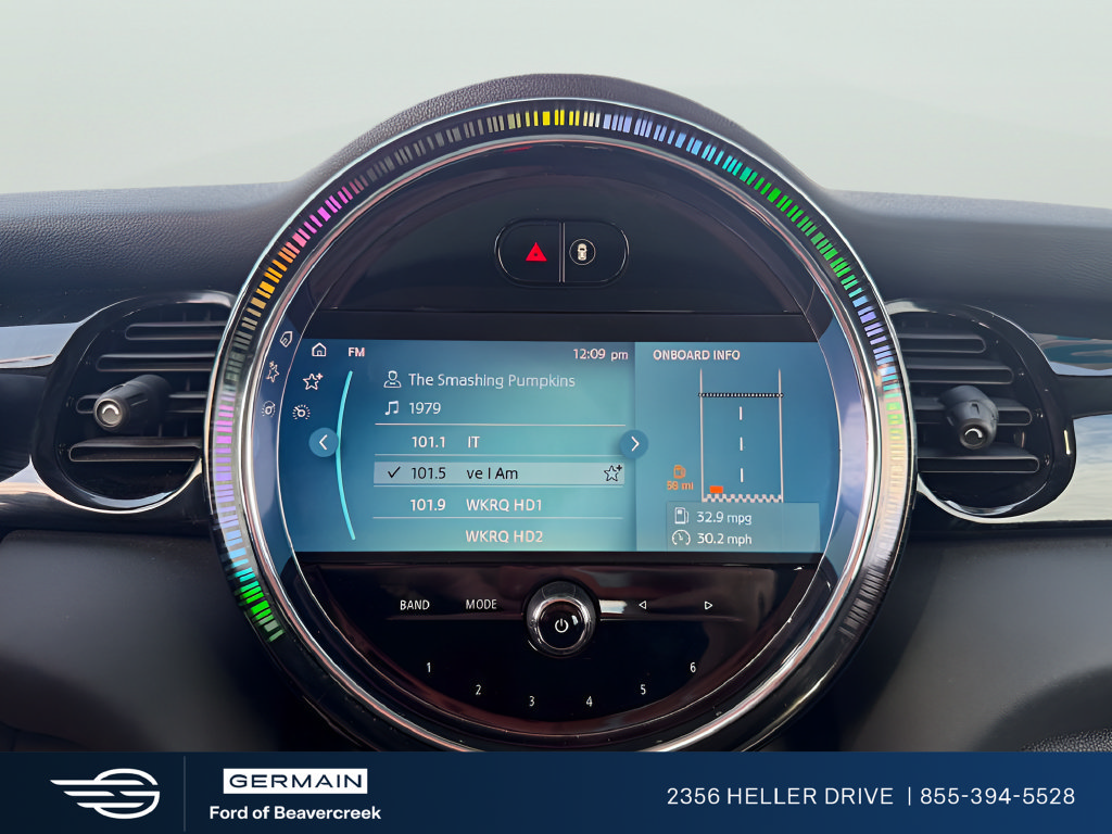 Used 2023 MINI Cooper 2-Door Hardtop FWD image 14