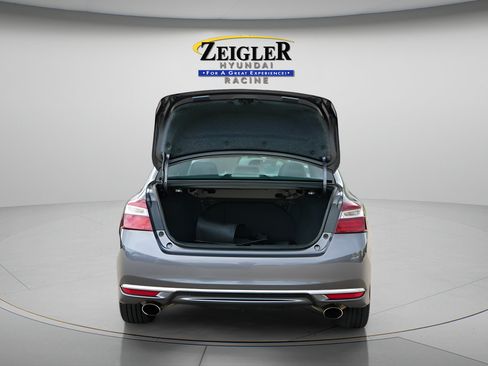 Used 2017 Honda Accord Sport image 10