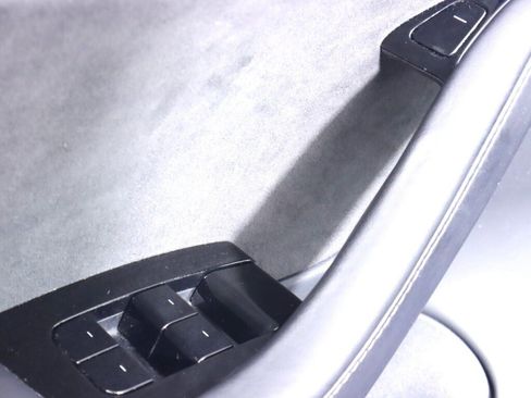 Used 2018 Tesla Model 3 Long Range image 27