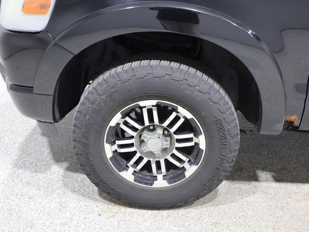 Used 2007 Ford Explorer Sport Trac Limited AWD/4WD image 14