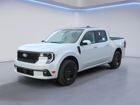New 2026 Ford Maverick Lobo AWD/4WD image 2