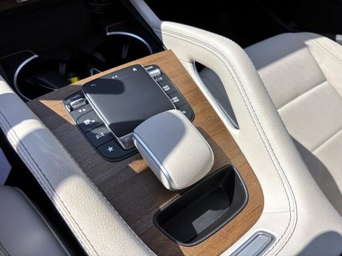 Used 2023 Mercedes-Benz GLE 350 4MATIC image 26