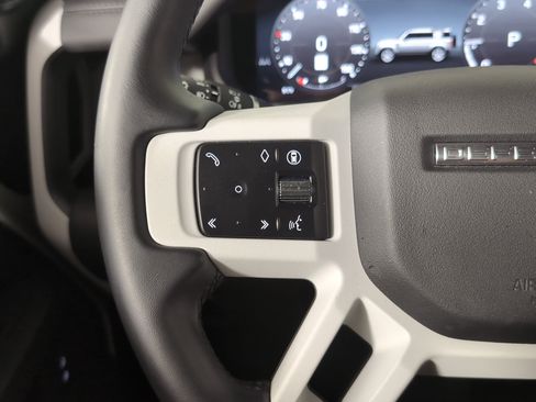 Used 2025 Land Rover Defender 110 S image 15