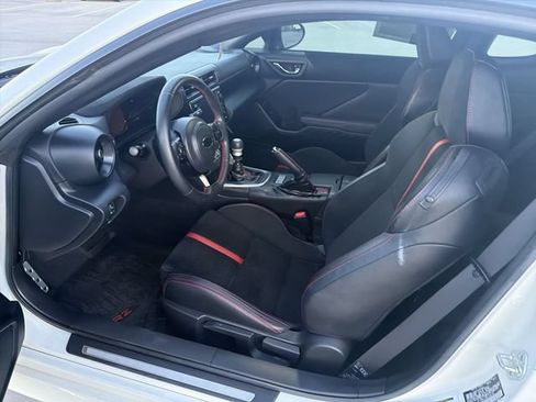 Used 2022 Subaru BRZ Limited w/ Popular Package #2 RWD image 23
