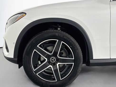 New 2026 Mercedes-Benz GLC 300 image 9