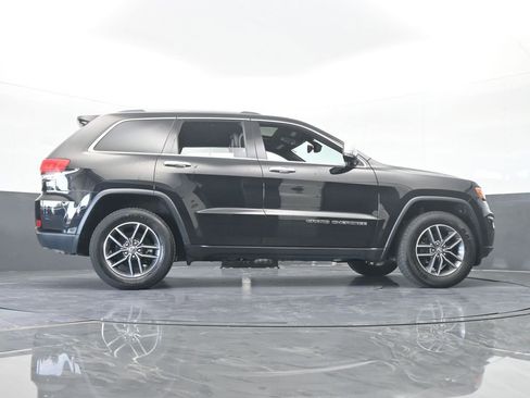 Used 2018 Jeep Grand Cherokee Limited image 65
