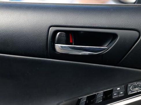 Used 2014 Lexus IS 250 image 48