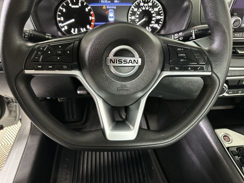 Used 2022 Nissan Altima 2.5 SV image 47