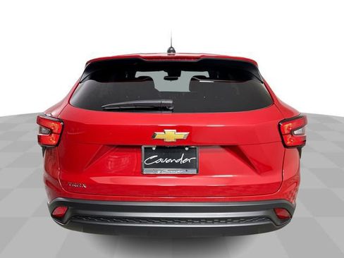 New 2026 Chevrolet Trax LS FWD image 7