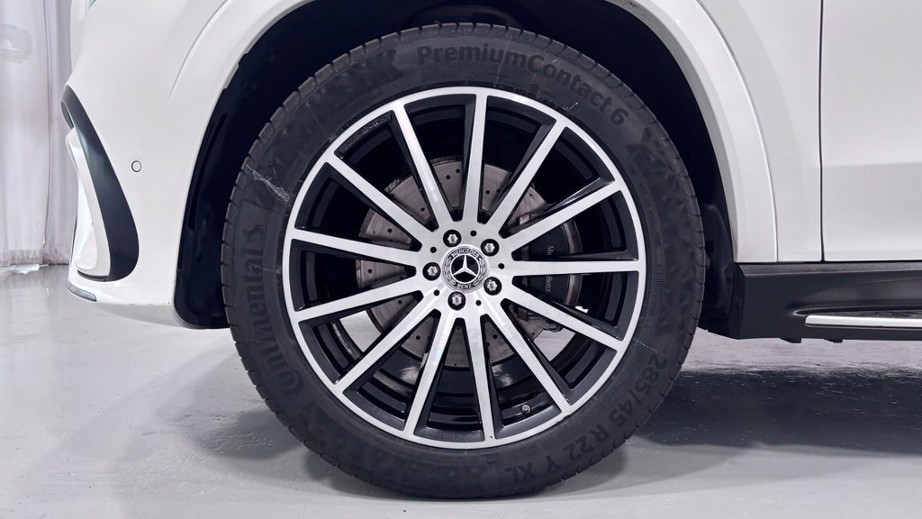 Certified 2024 Mercedes-Benz GLS 450 4MATIC image 30